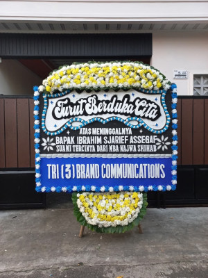 Papan Bunga Duka di Karangwaru